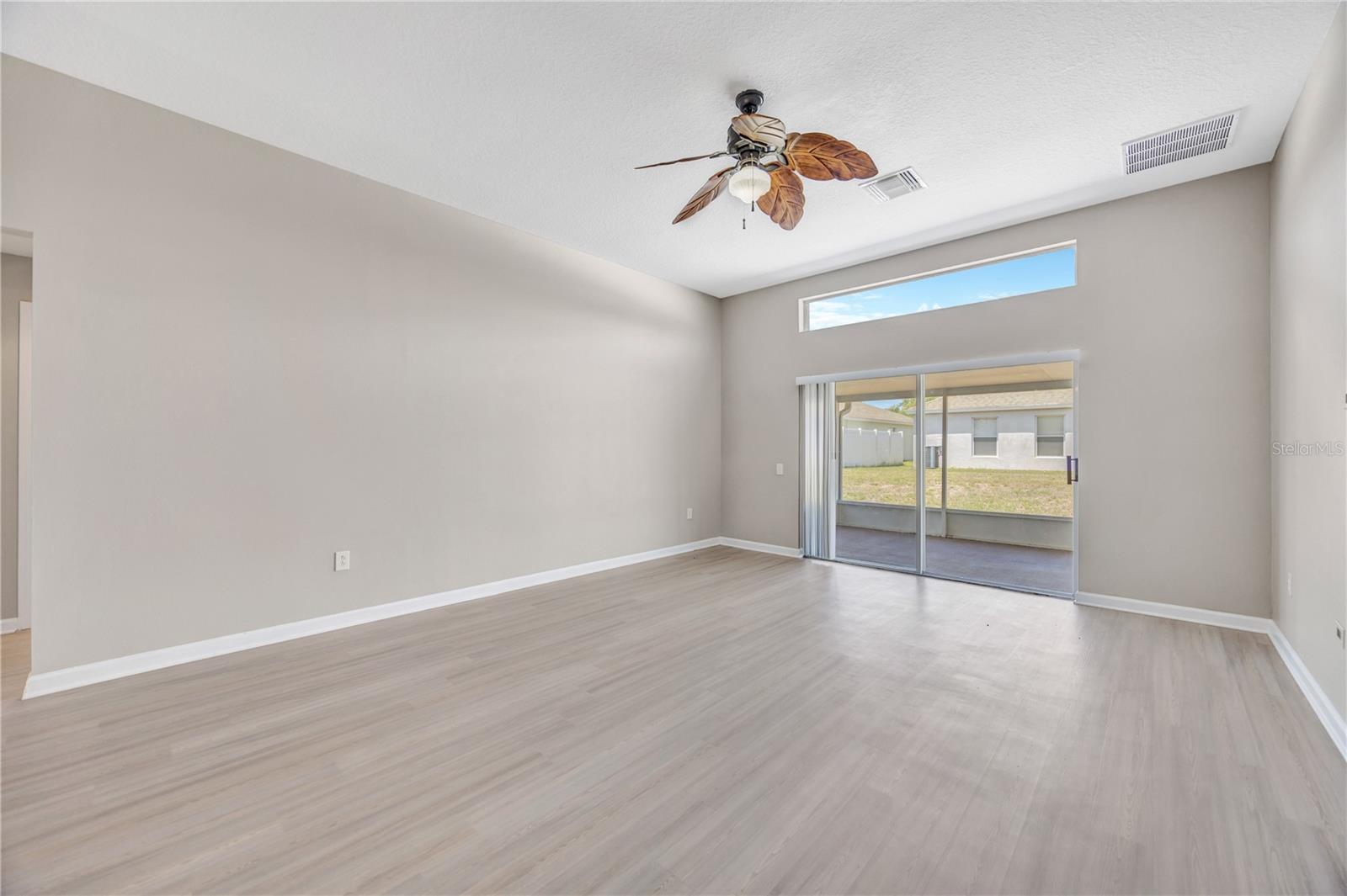 30435 Annadale Dr Property Photo 12