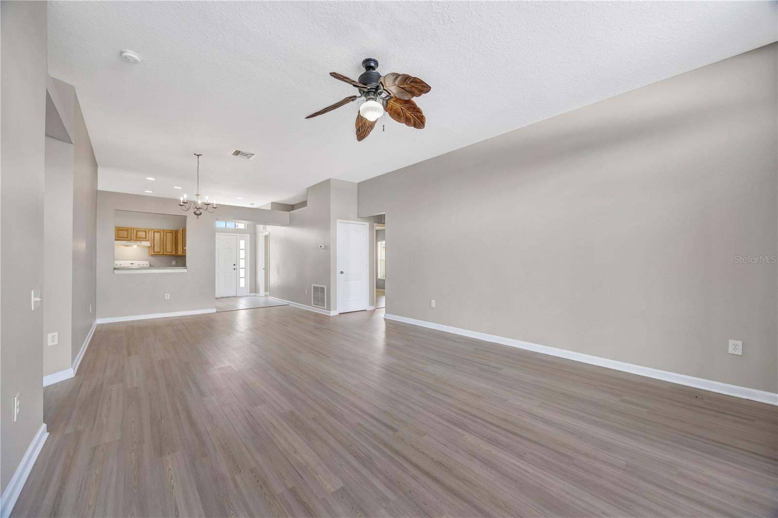 30435 Annadale Dr Property Photo 15
