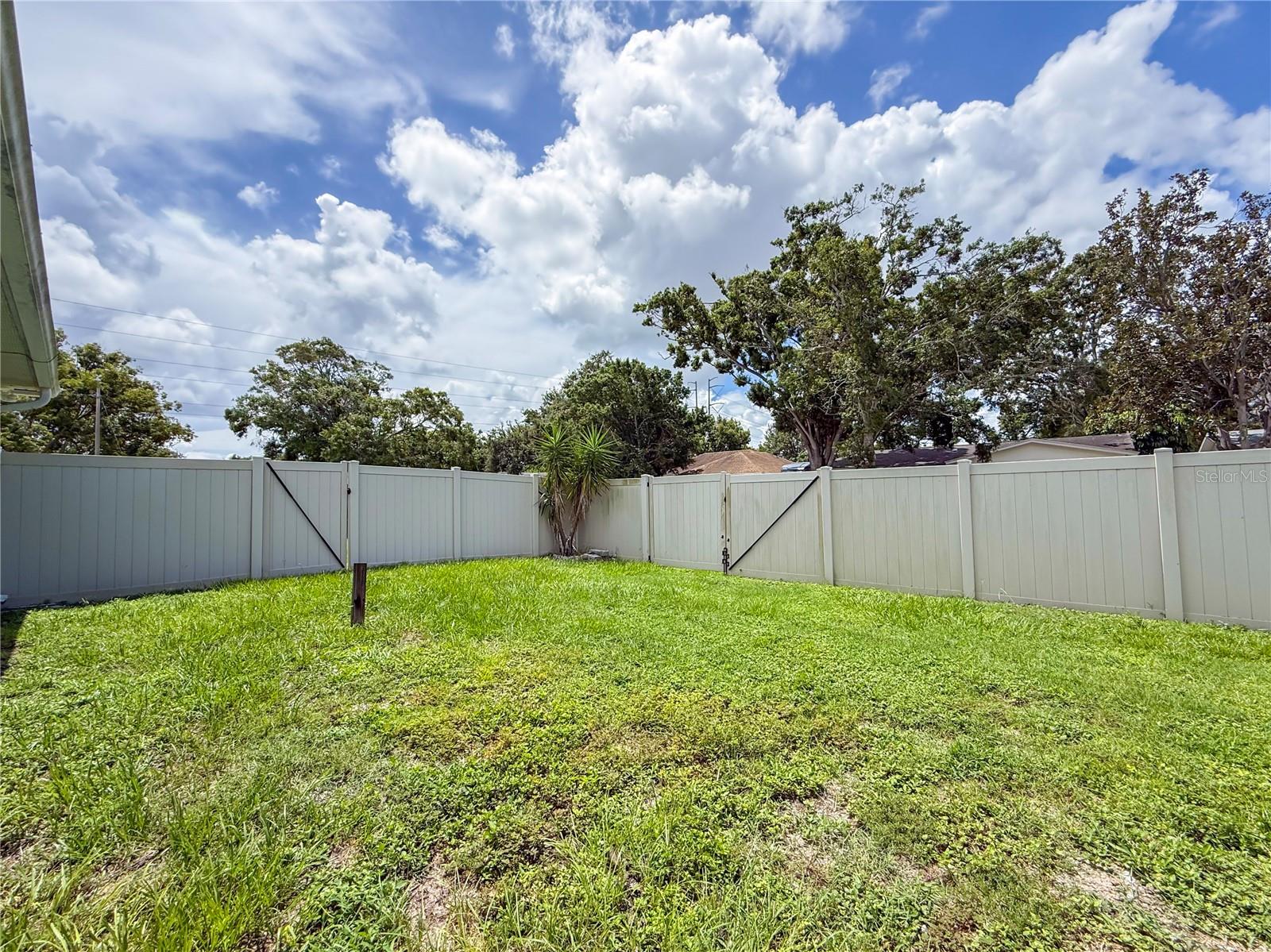 29708 69th St N Property Photo 43