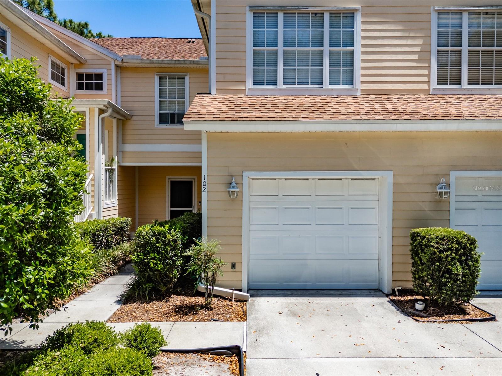 6417 ROSEFINCH CT #102 Property Photo 1