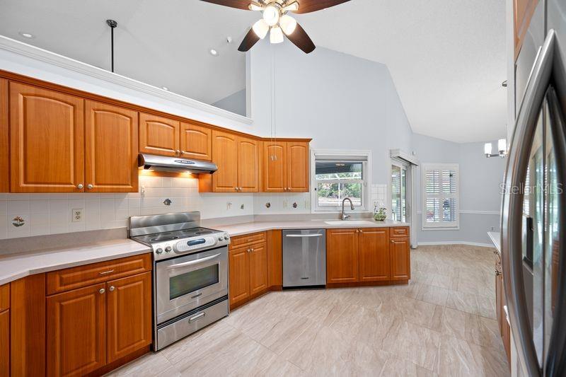 5321 Gardens Dr Property Photo 5