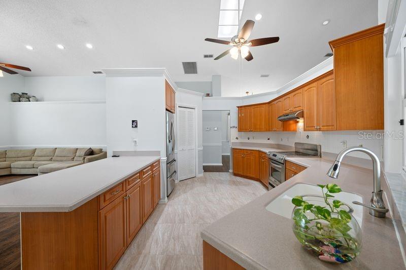 5321 Gardens Dr Property Photo 6