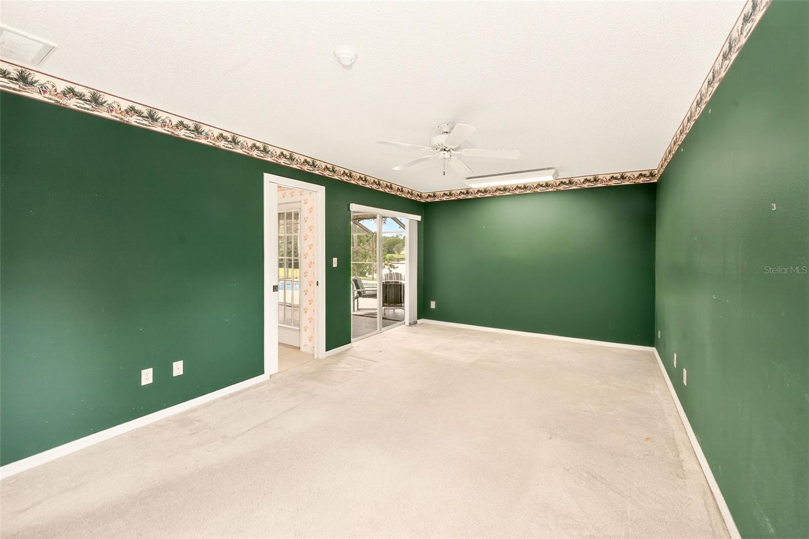 6517 Thoroughbred Loop Property Photo 13