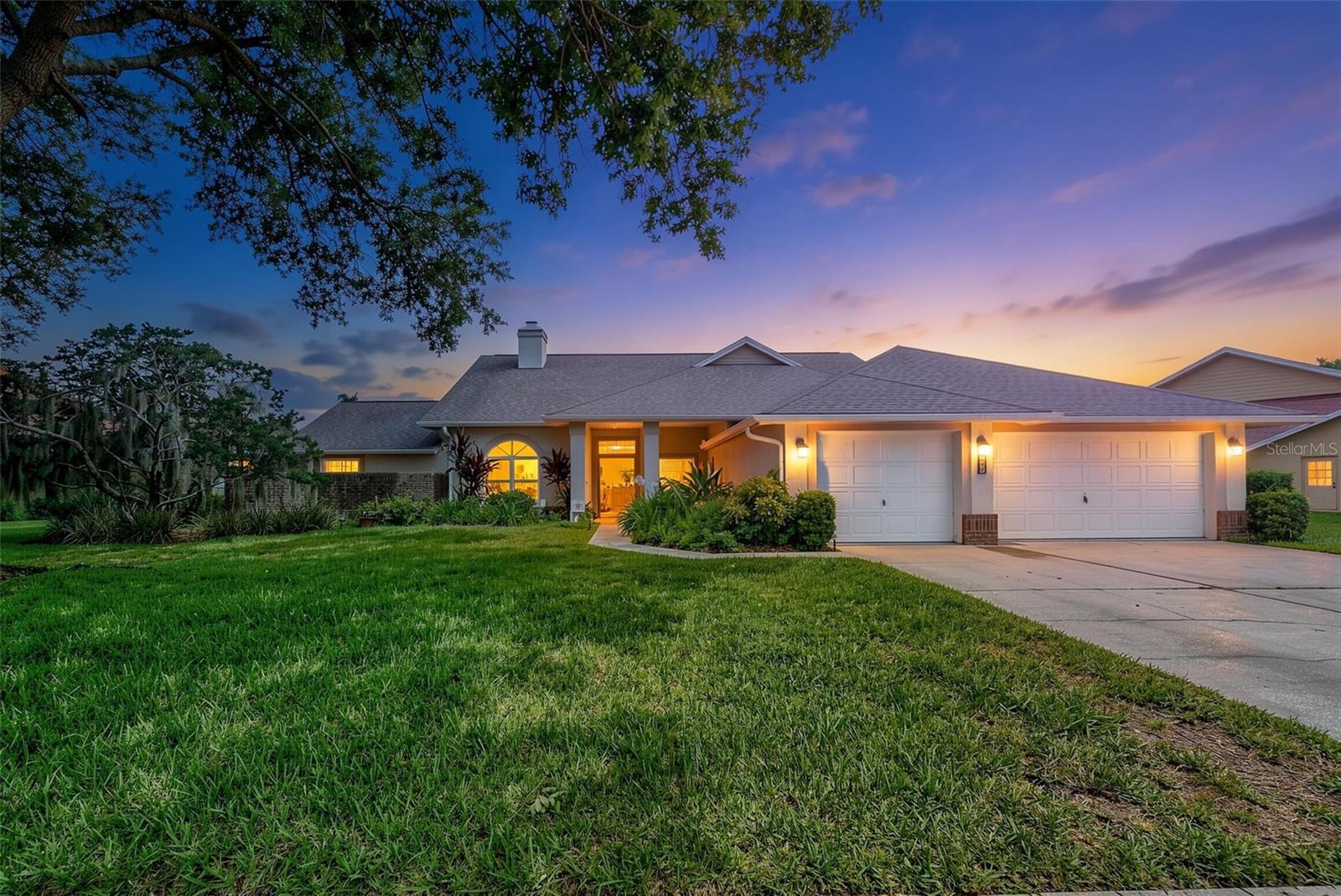 6517 Thoroughbred Loop Property Photo 24