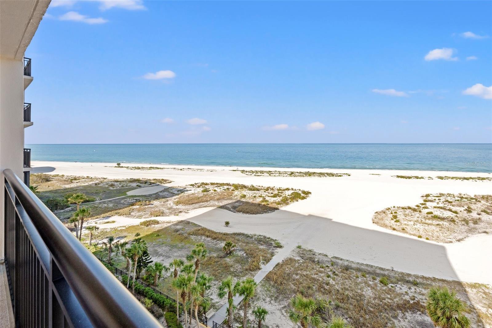 1270 Gulf Blvd #1007 Property Photo 6