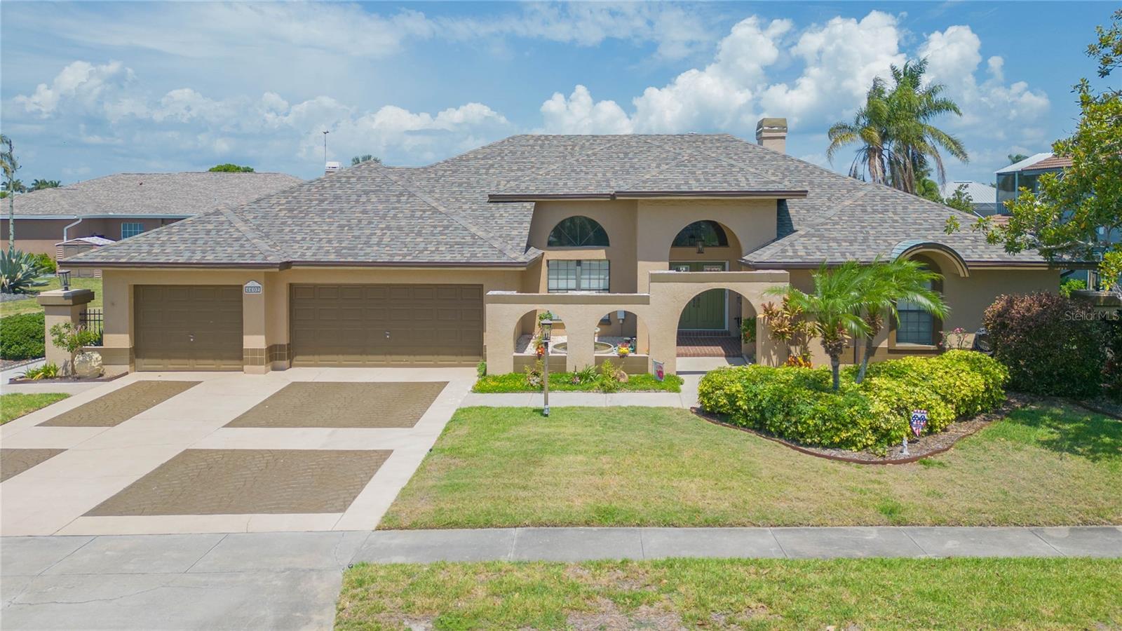 6602 Seabird Way Property Photo 1