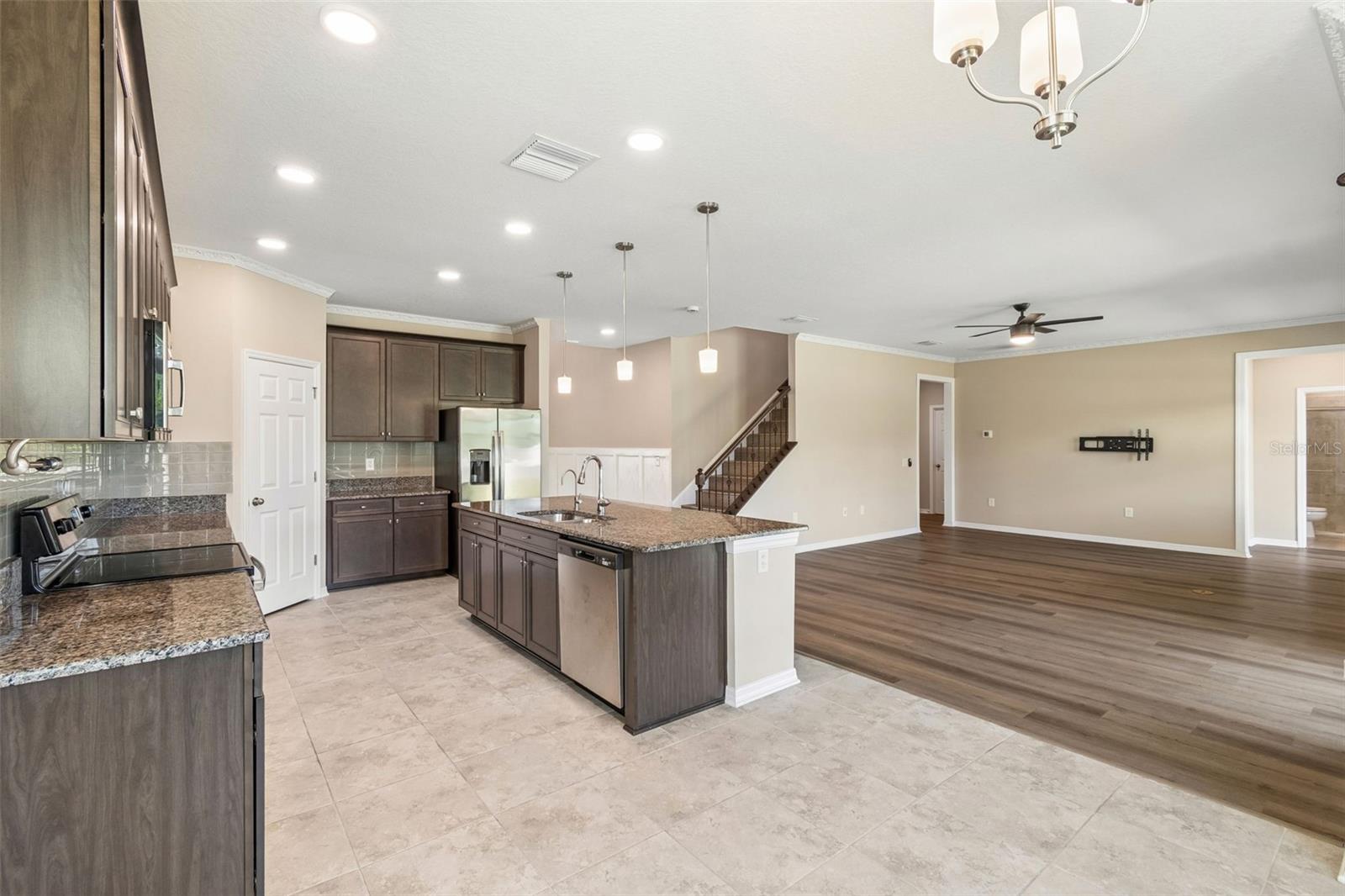 17647 Cortes Creek Blvd Property Photo 27