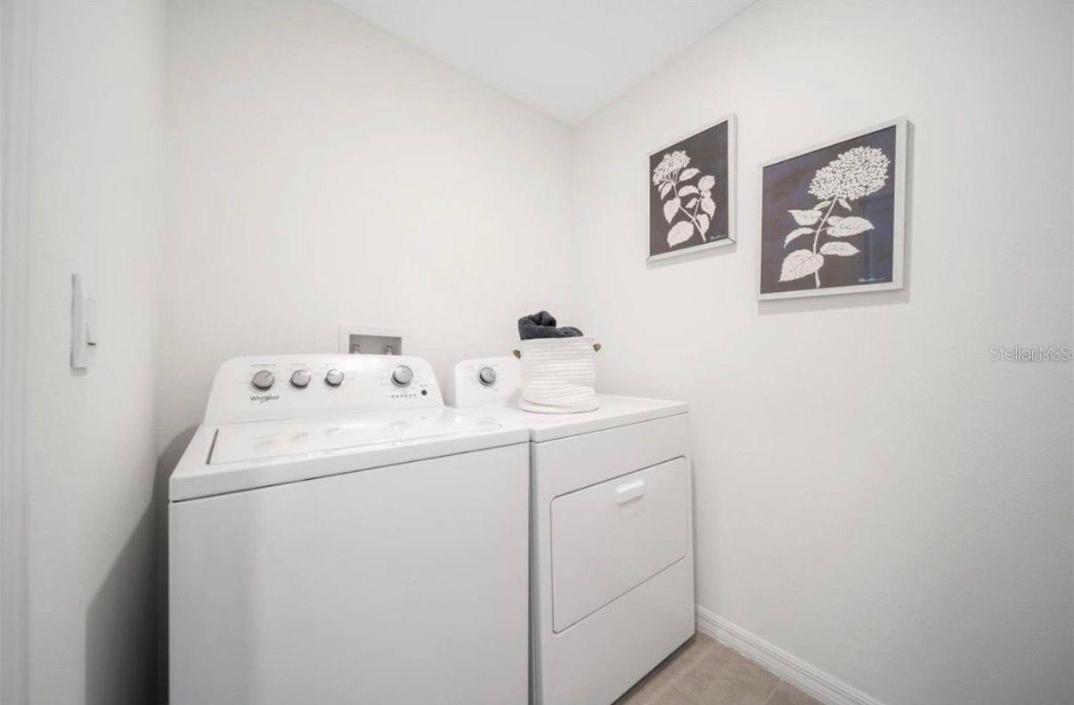 16716 Glacier Bay Loop Property Photo 8