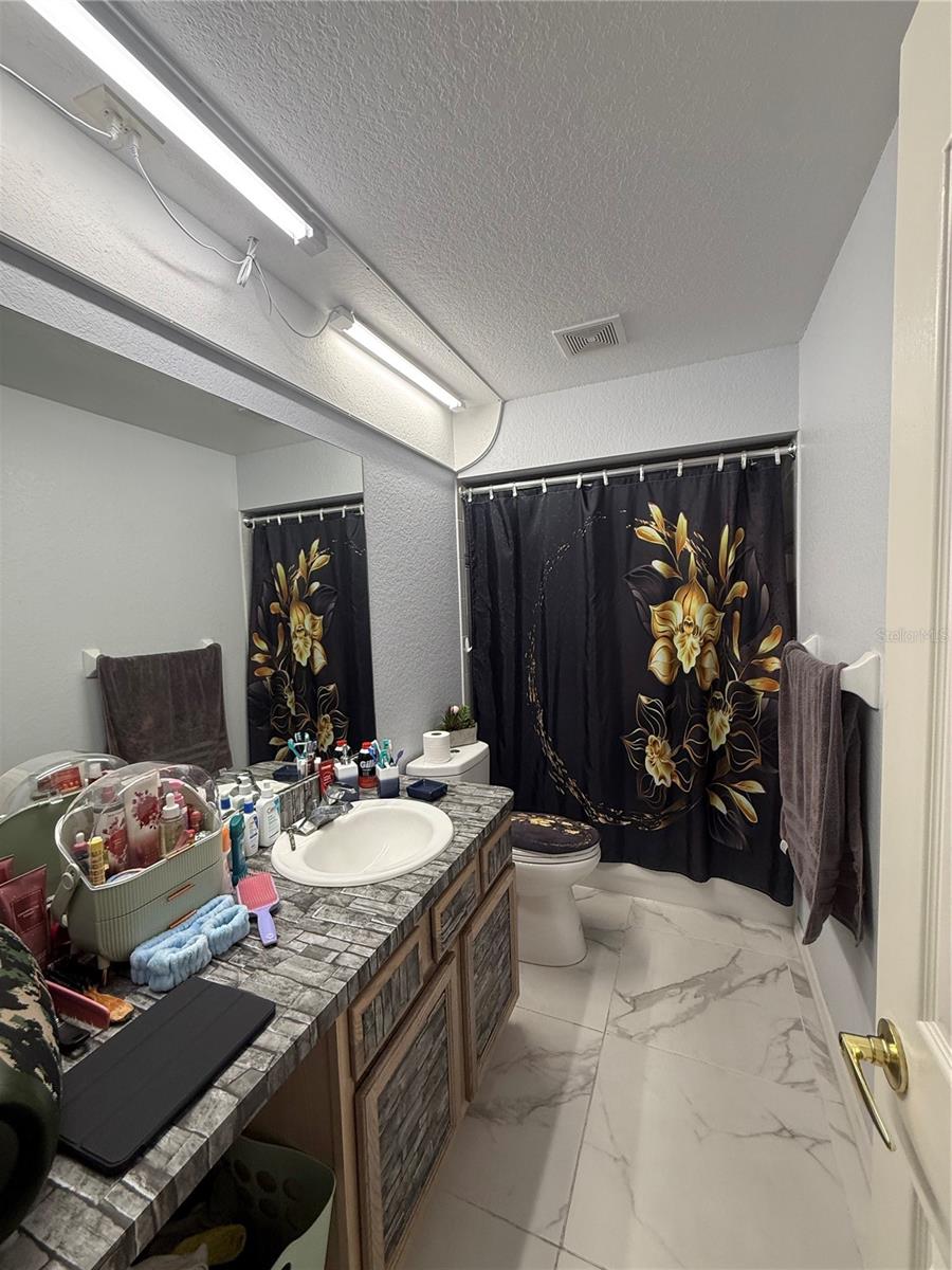 11435 Pickford St Property Photo 13