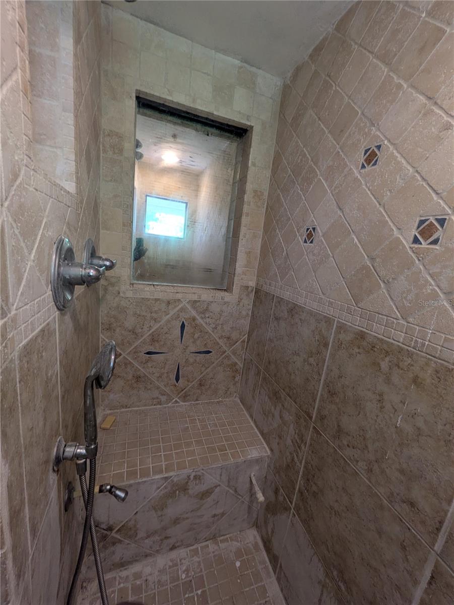 2007 E Rampart St Property Photo 12