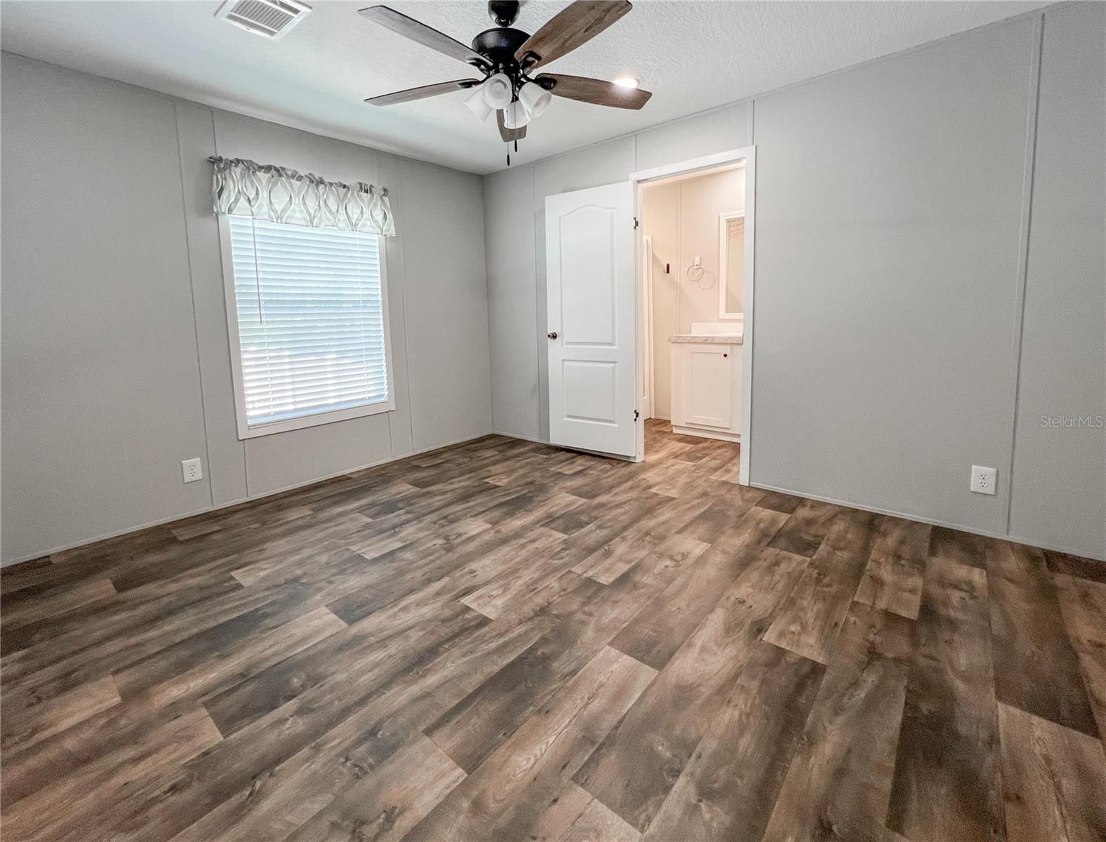 12203 Lantana Ave Property Photo 9