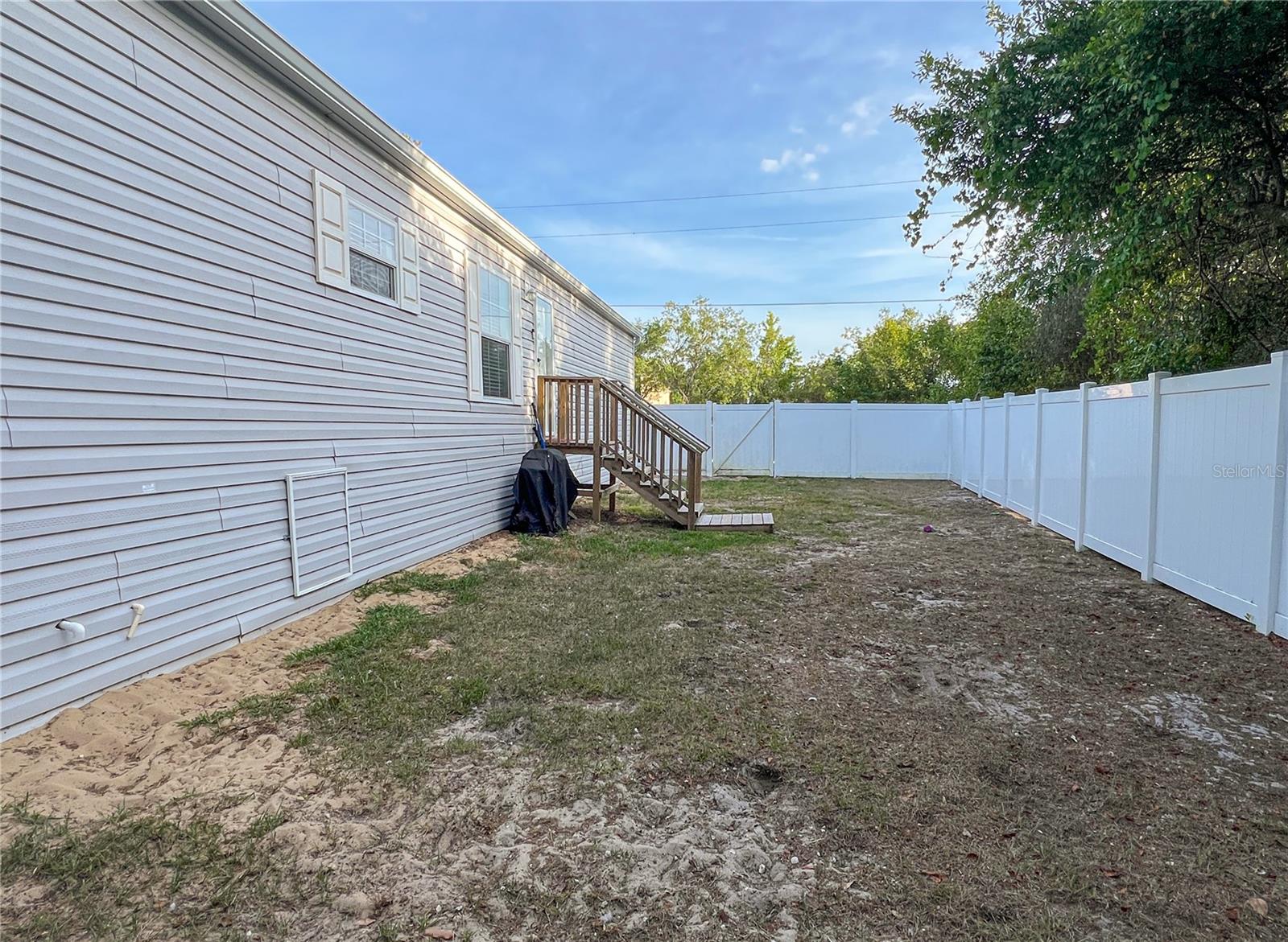 12203 Lantana Ave Property Photo 29