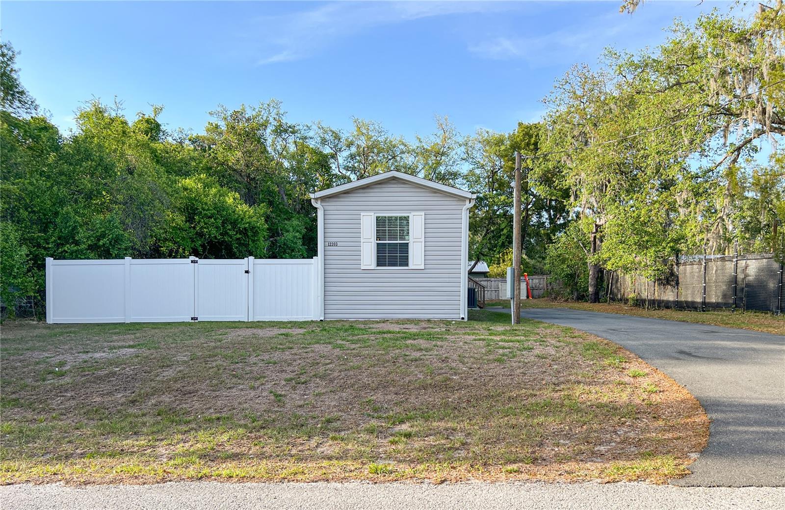 12203 Lantana Ave Property Photo 35