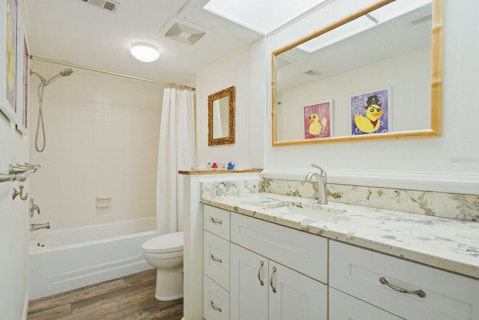 302 Mariner Dr #302 Property Photo 24