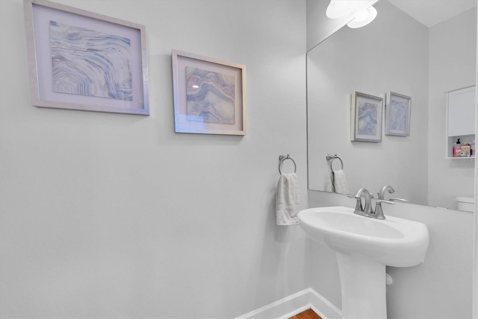 208 Cutlass Way Property Photo 6