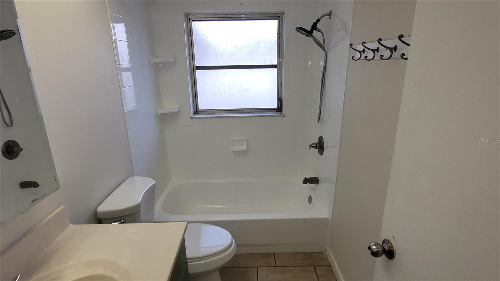 9 New York Blvd Property Photo 5