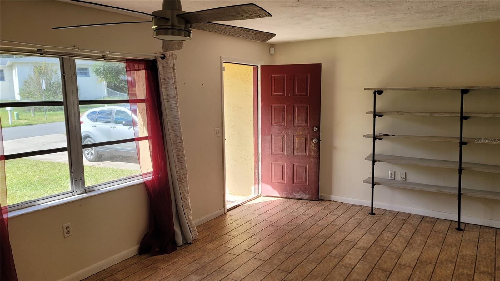 9 New York Blvd Property Photo 18
