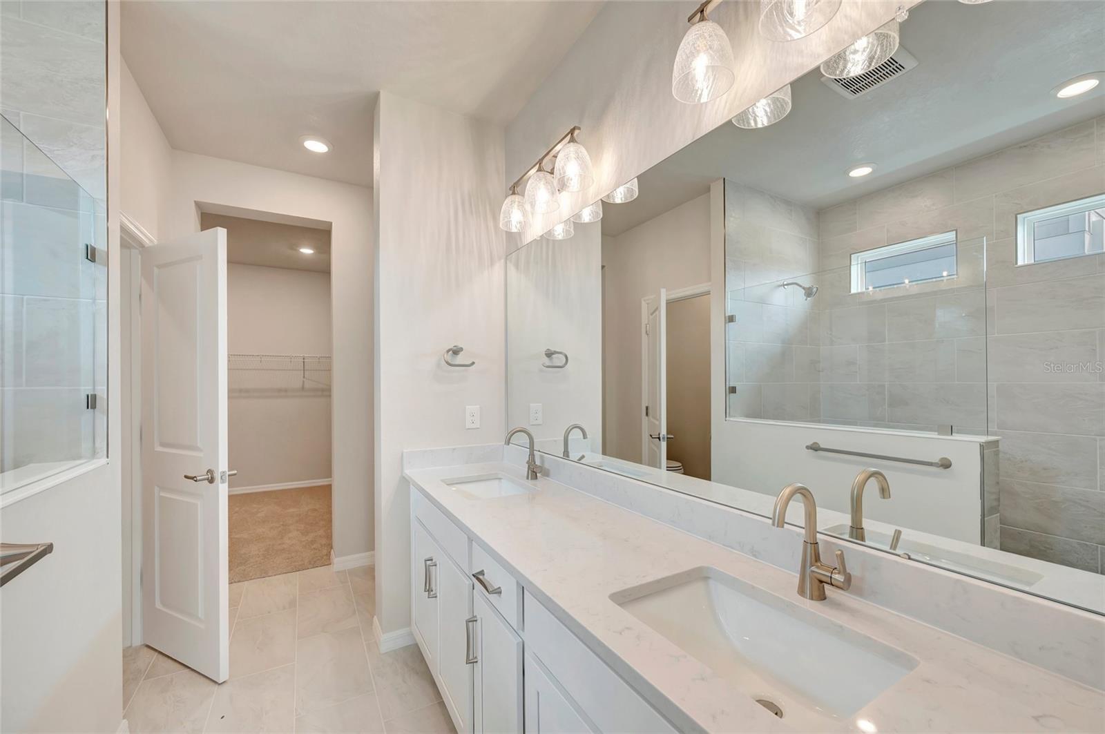 31232 Pendleton Landing Cir Property Photo 11