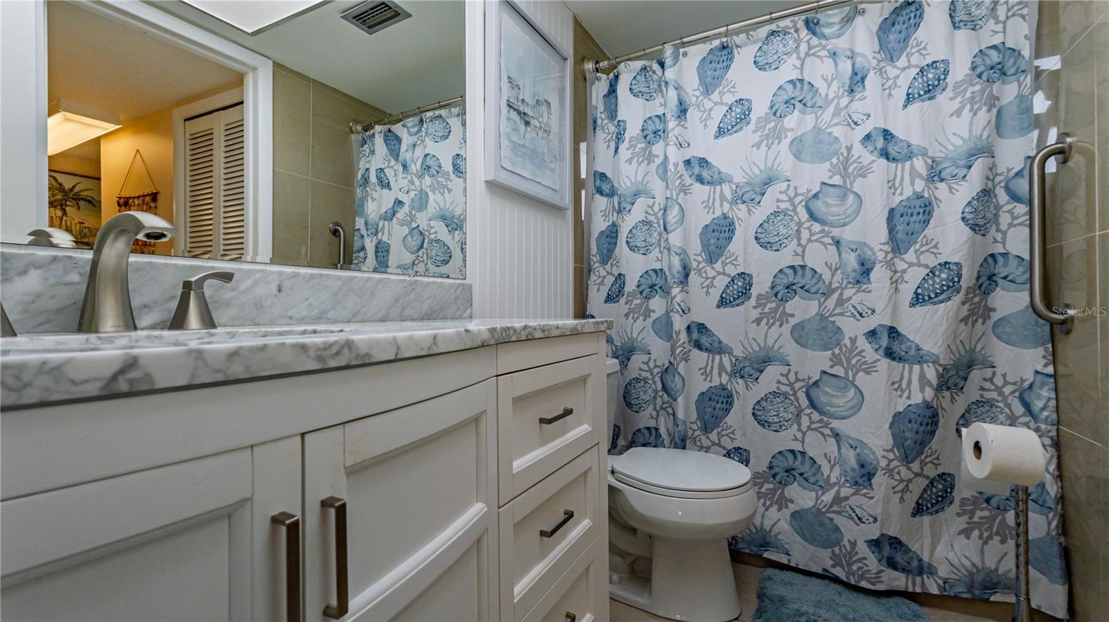 5020 Brittany Dr S #125 Property Photo 25