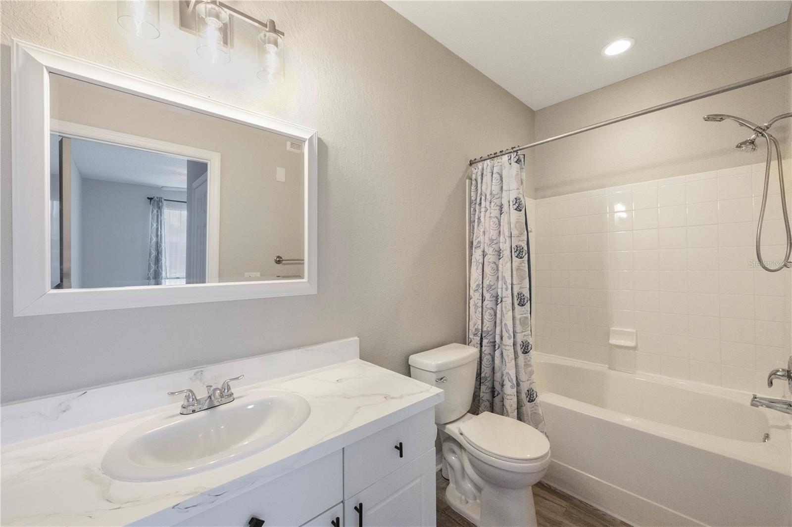 18001 Richmond Place Dr #1010 Property Photo 7