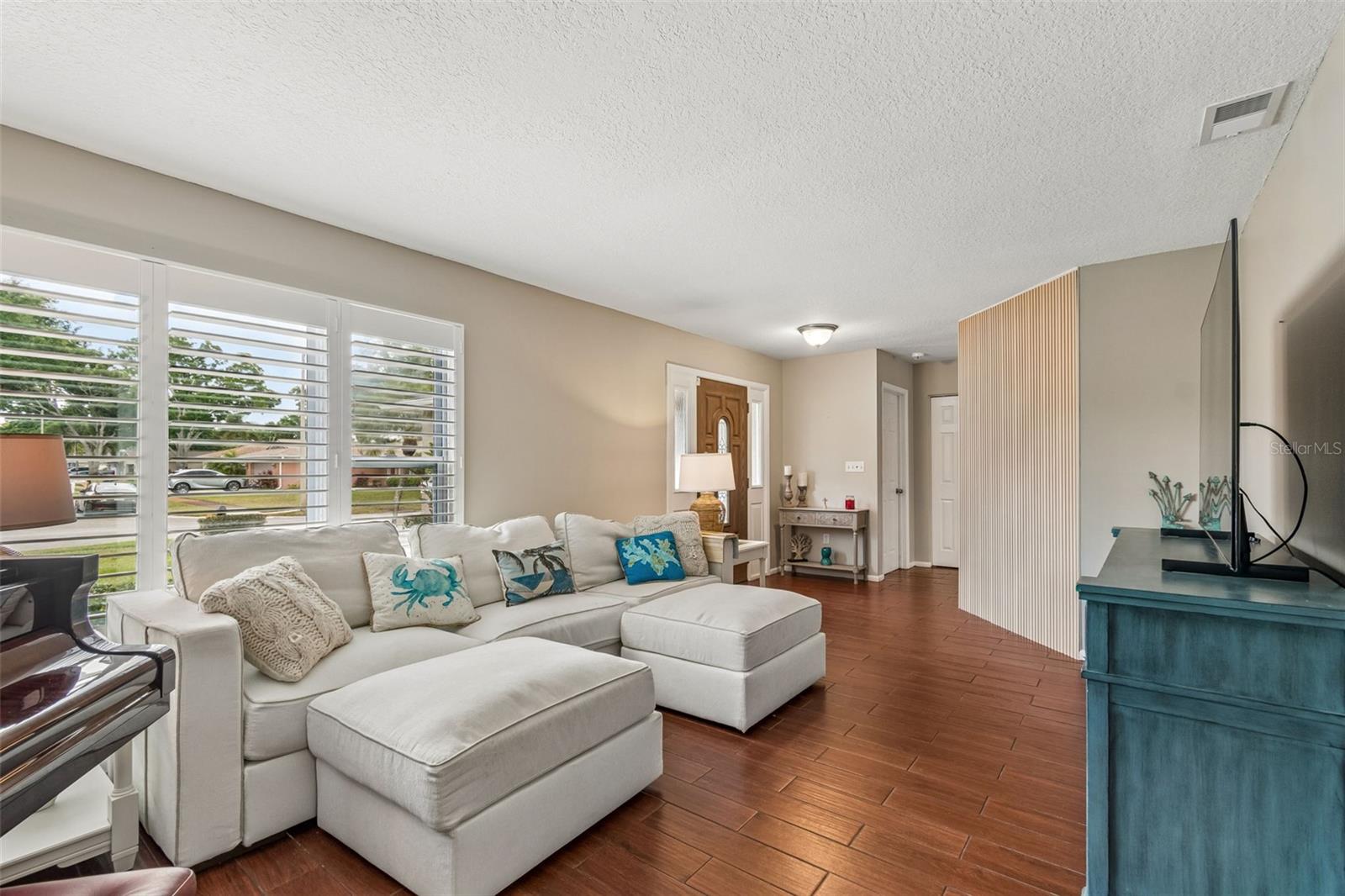 9548 123rd Way N Property Photo 6