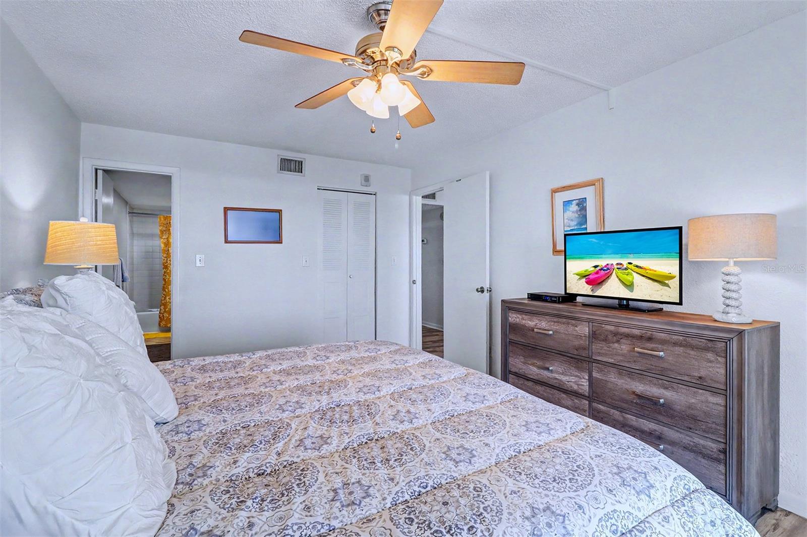 1230 Gulf Blvd #404 Property Photo 20