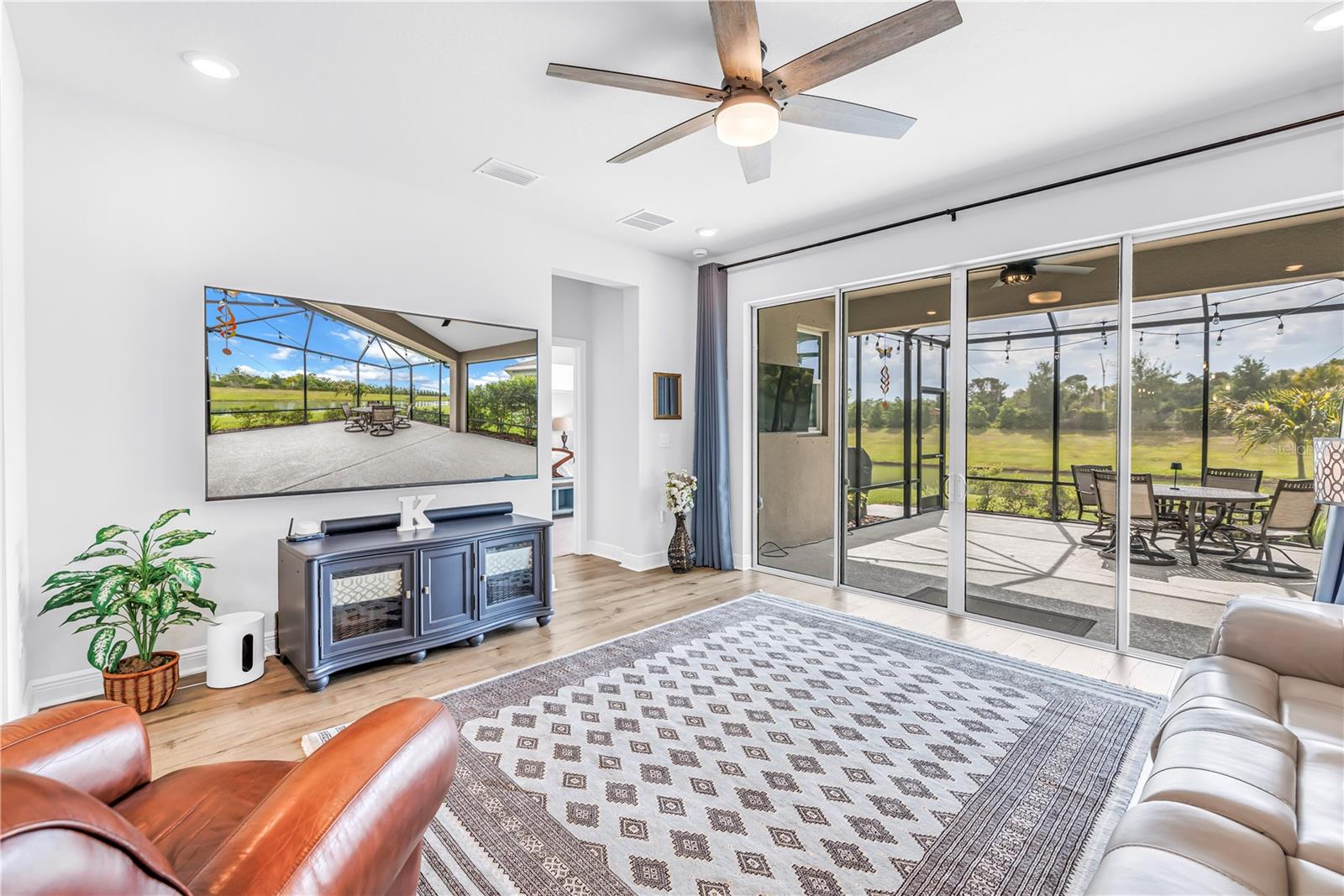 8217 Trimbelle Property Photo 16