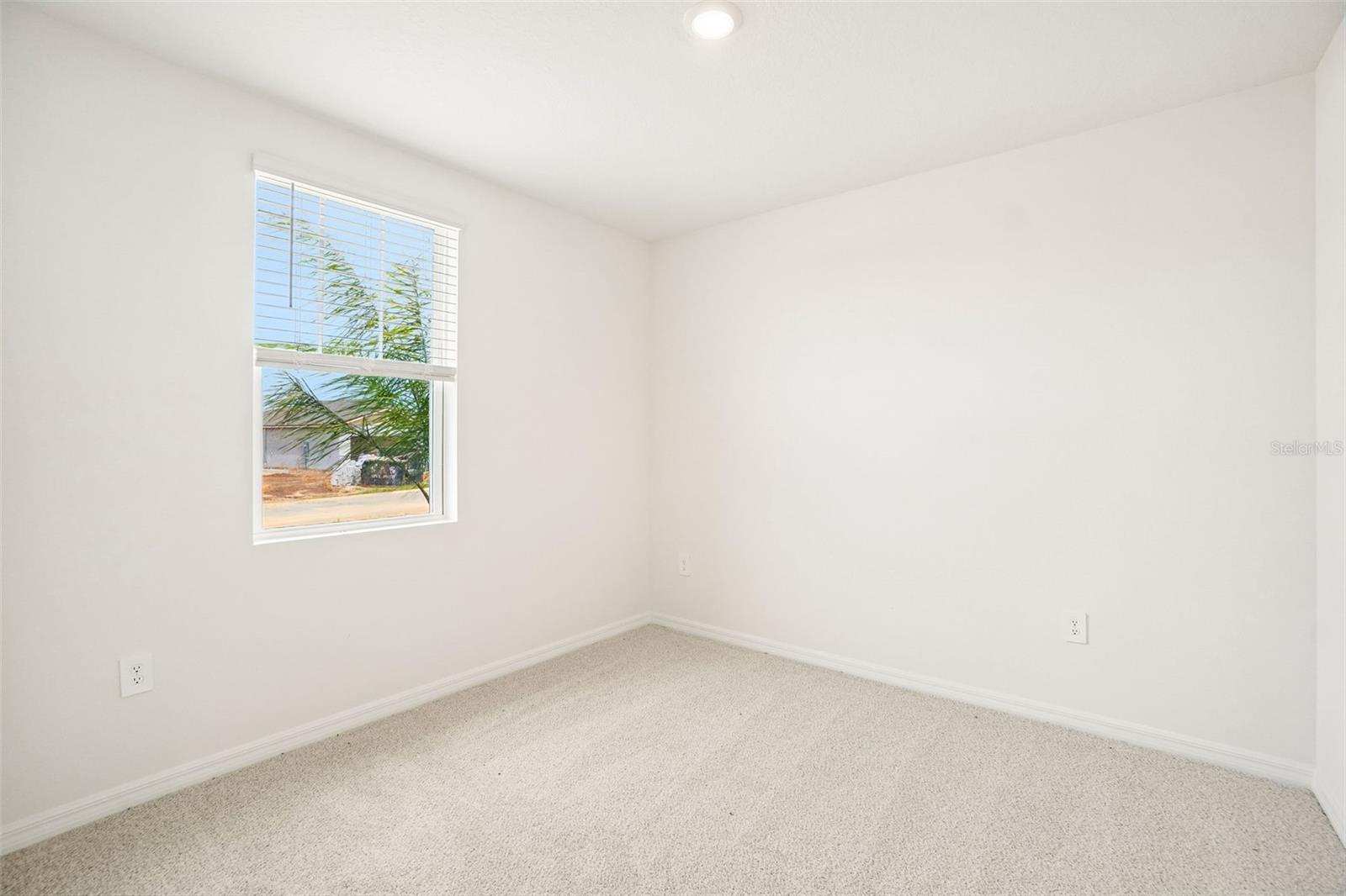 12574 Hourglass Way Property Photo 14