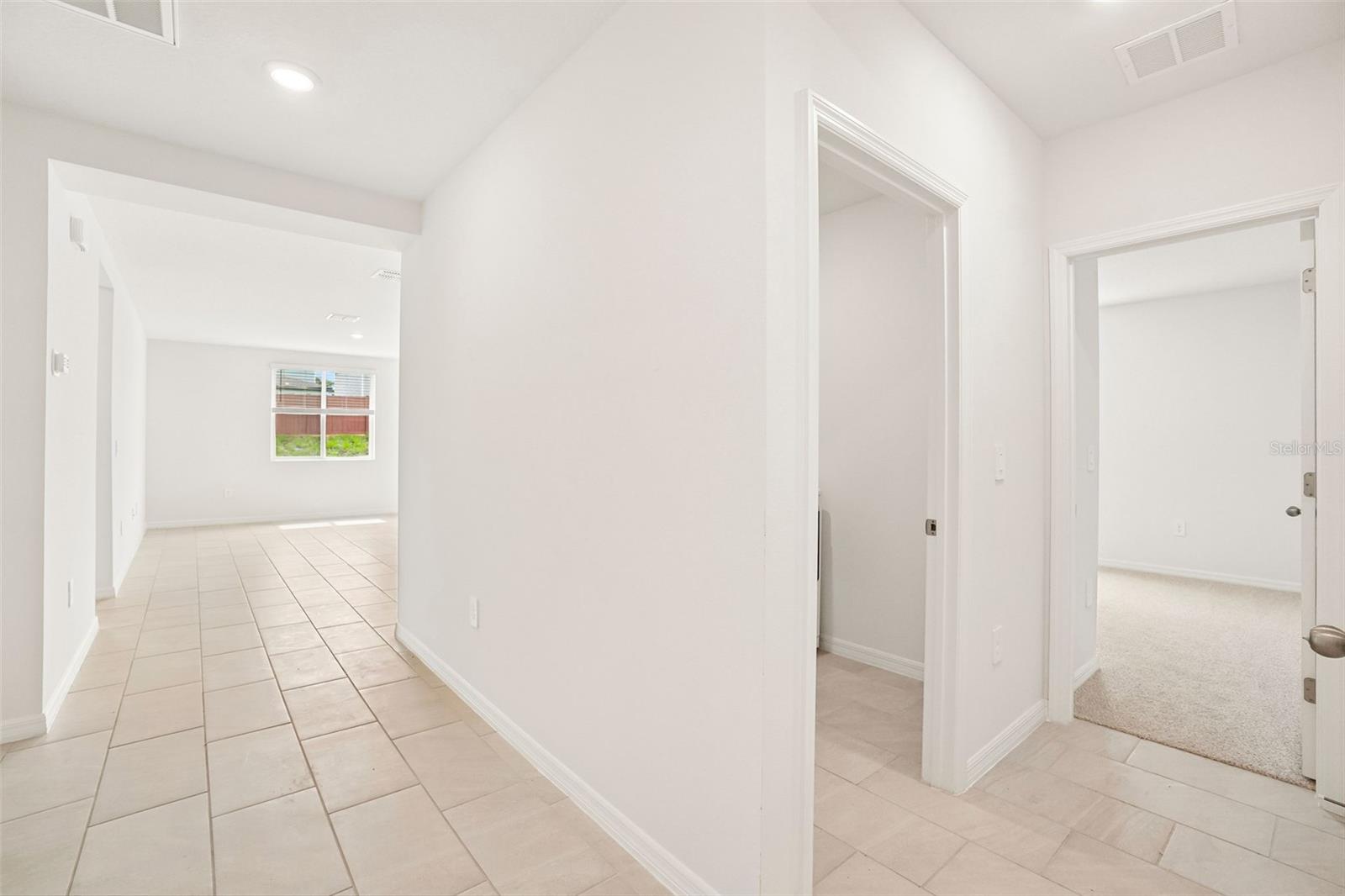 12574 Hourglass Way Property Photo 20