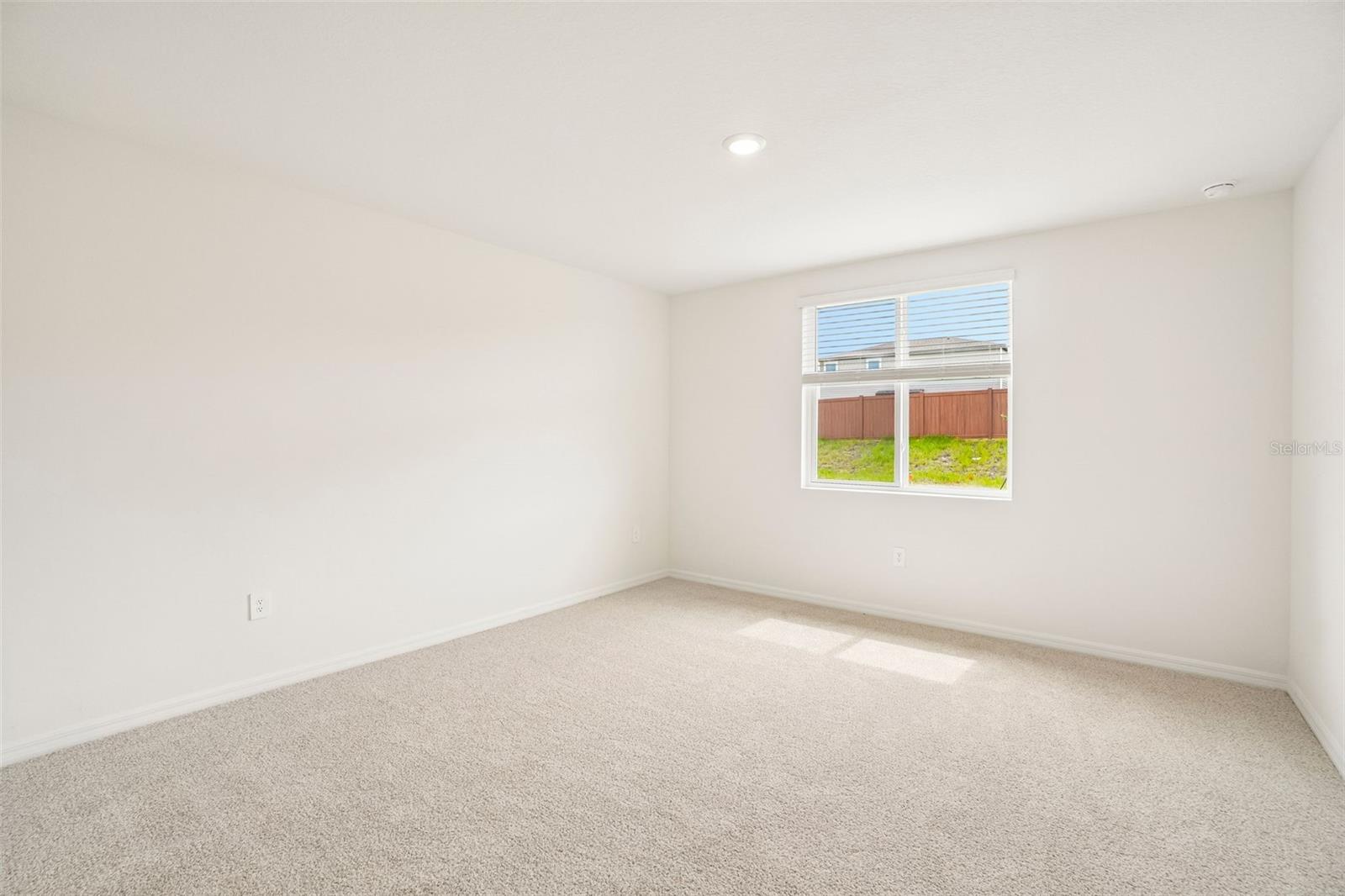 12574 Hourglass Way Property Photo 26