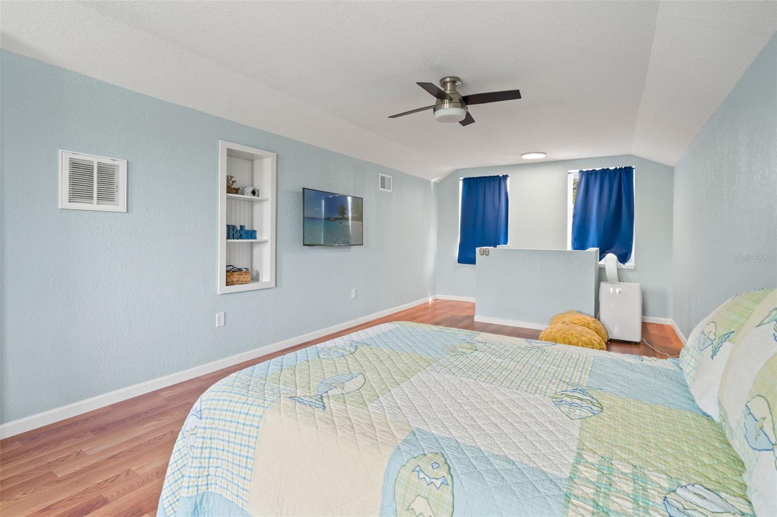 1566 Indian Bay Rd Property Photo 35