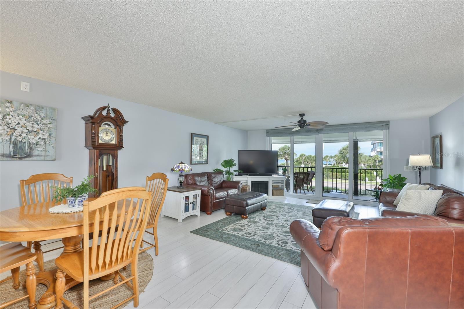 1581 Gulf Blvd #103n Property Photo 9