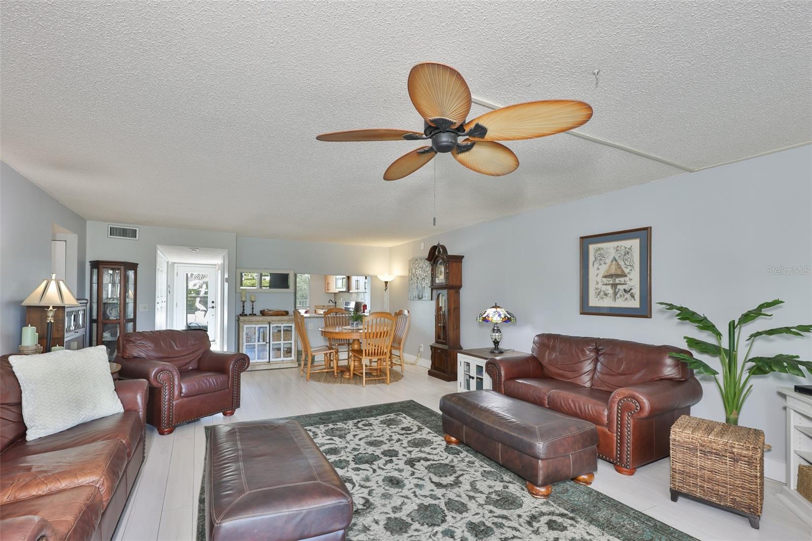 1581 Gulf Blvd #103n Property Photo 10