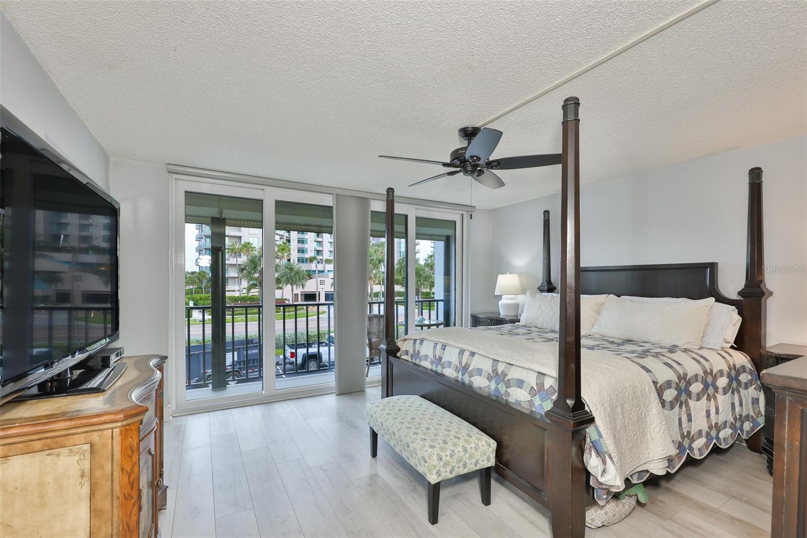 1581 Gulf Blvd #103n Property Photo 18
