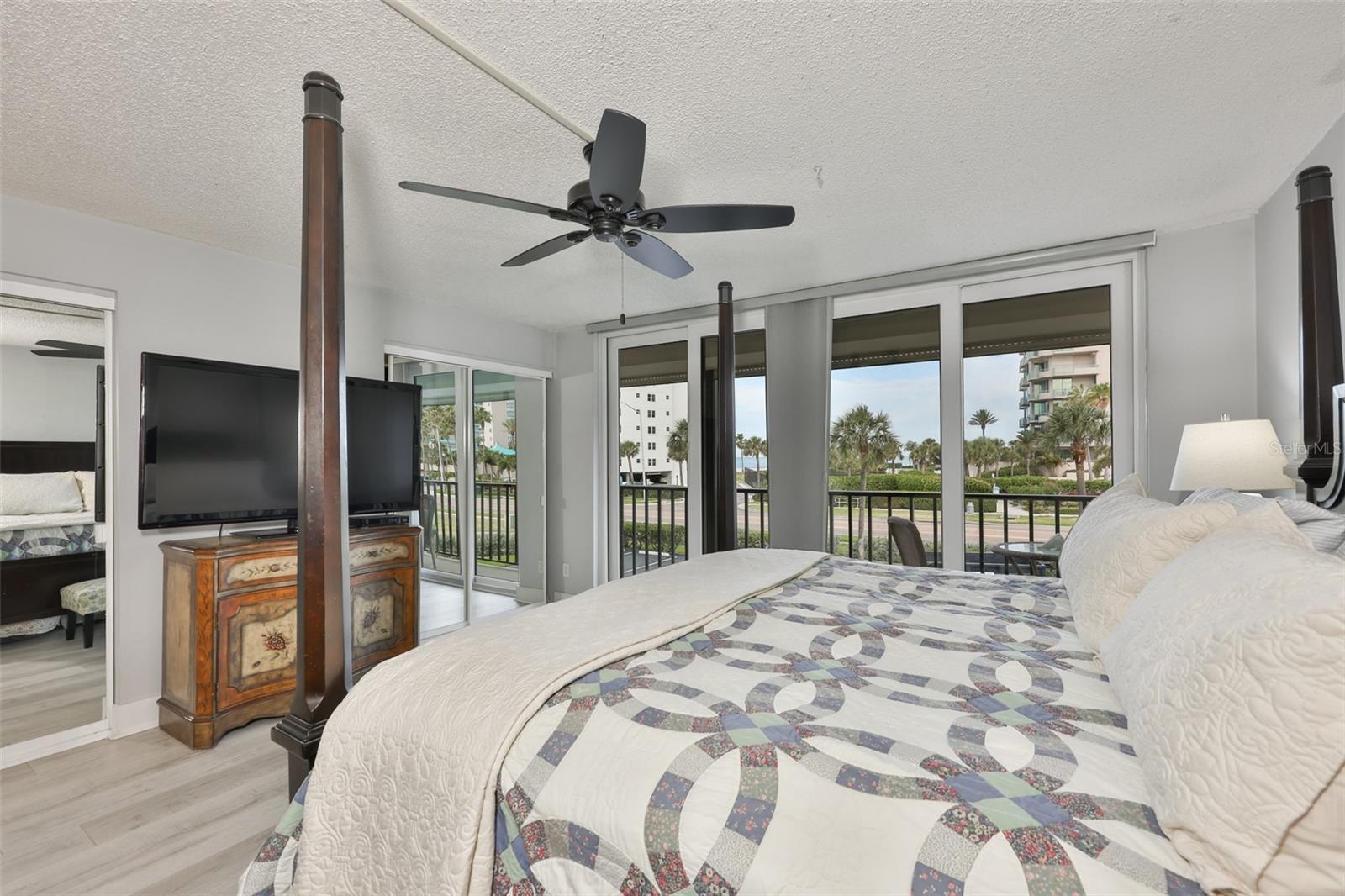 1581 Gulf Blvd #103n Property Photo 19