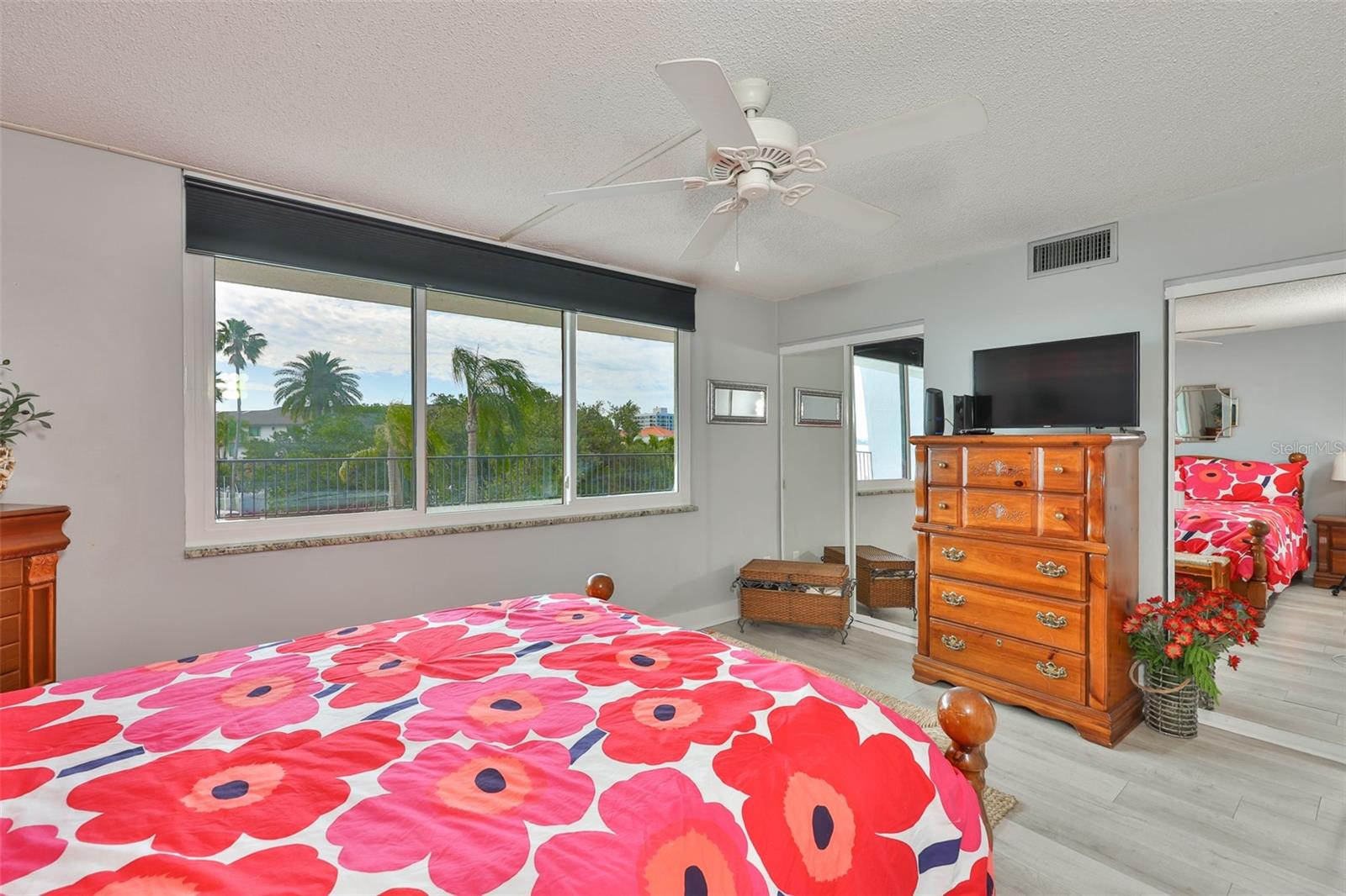 1581 Gulf Blvd #103n Property Photo 25