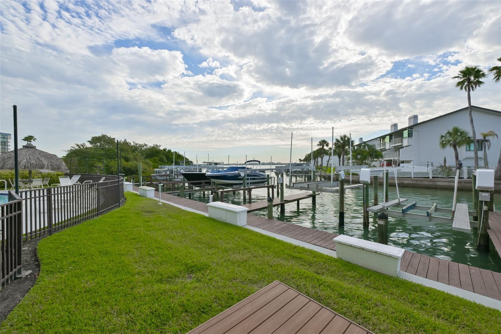 1581 Gulf Blvd #103n Property Photo 39