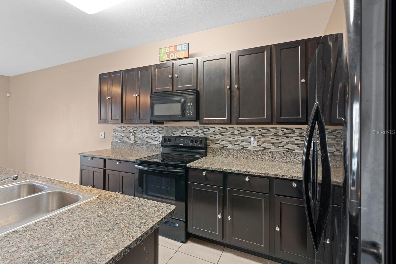 8965 Indigo Trail Loop Property Photo 14