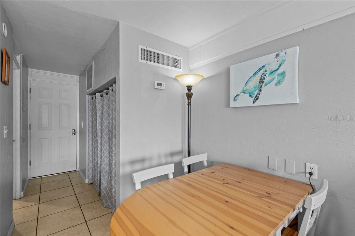 82 2nd St #d5 Property Photo 13