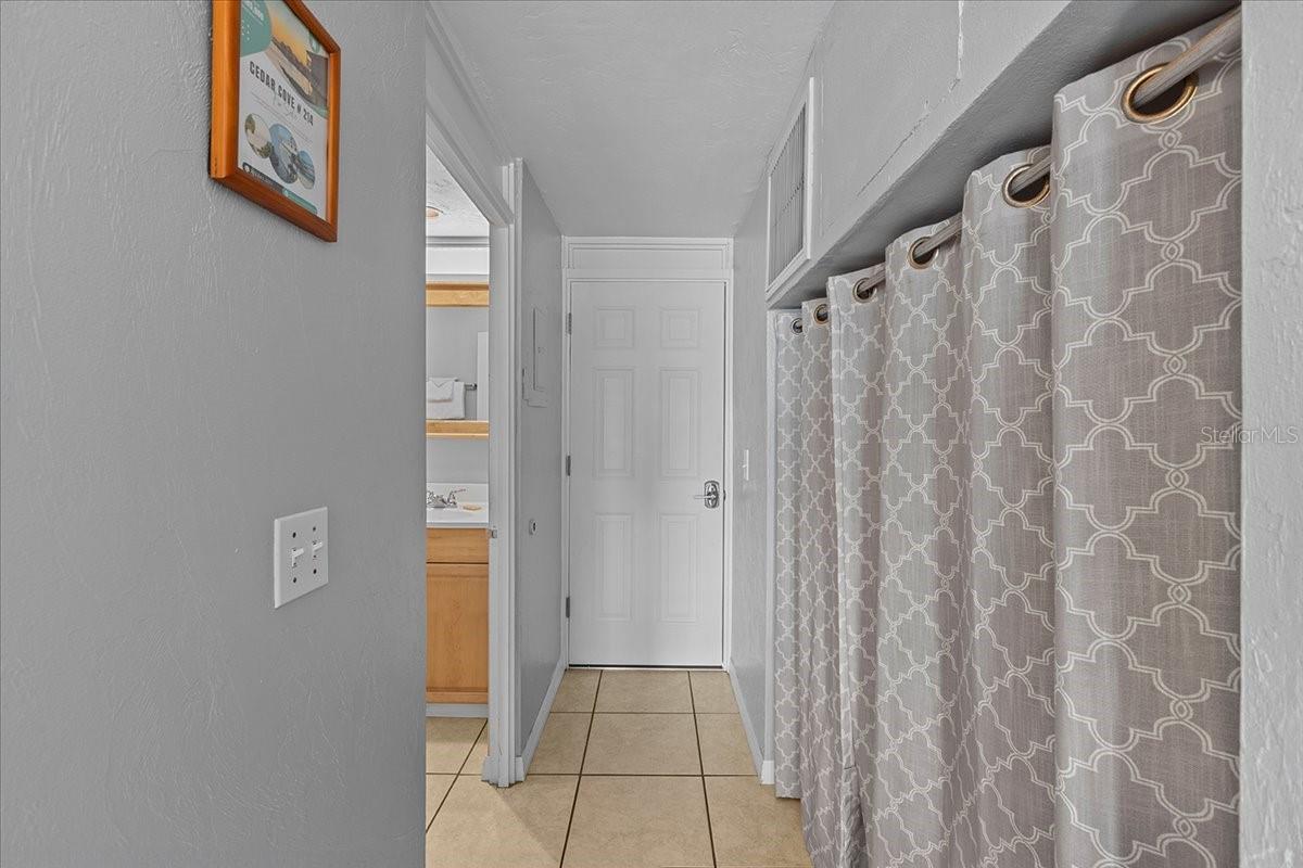 82 2nd St #d5 Property Photo 15