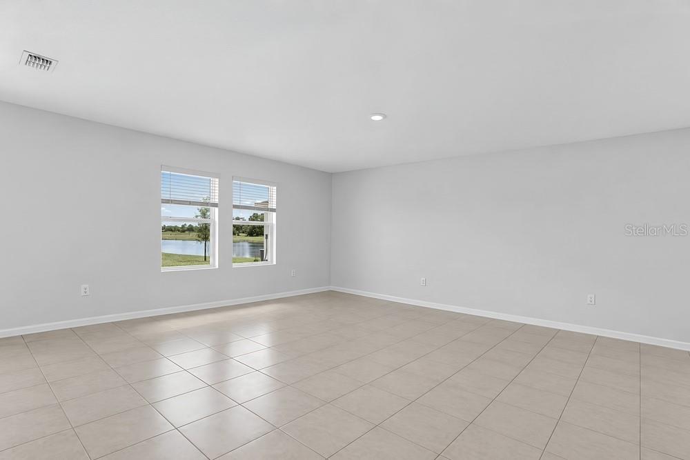 13840 Shellmore Ave Property Photo 3
