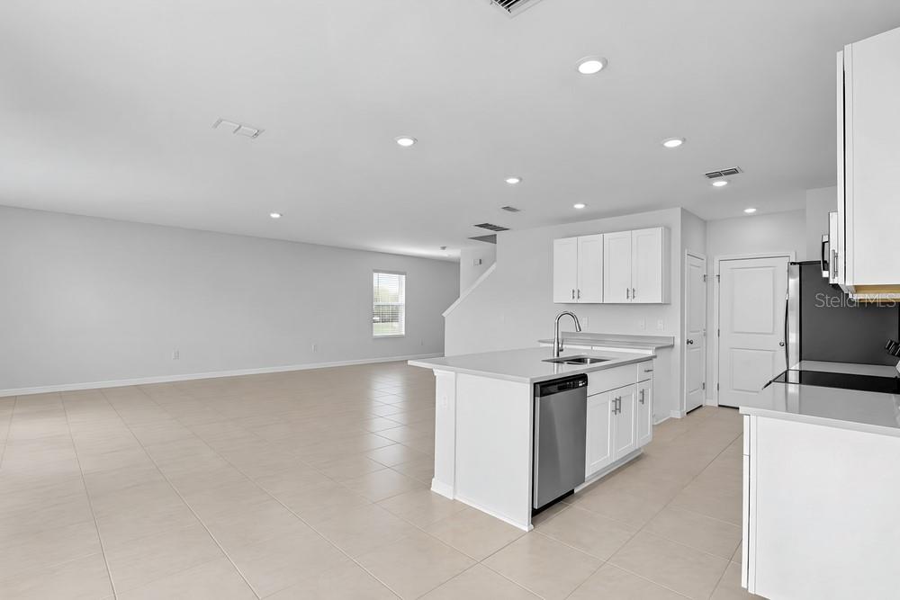 13840 Shellmore Ave Property Photo 13