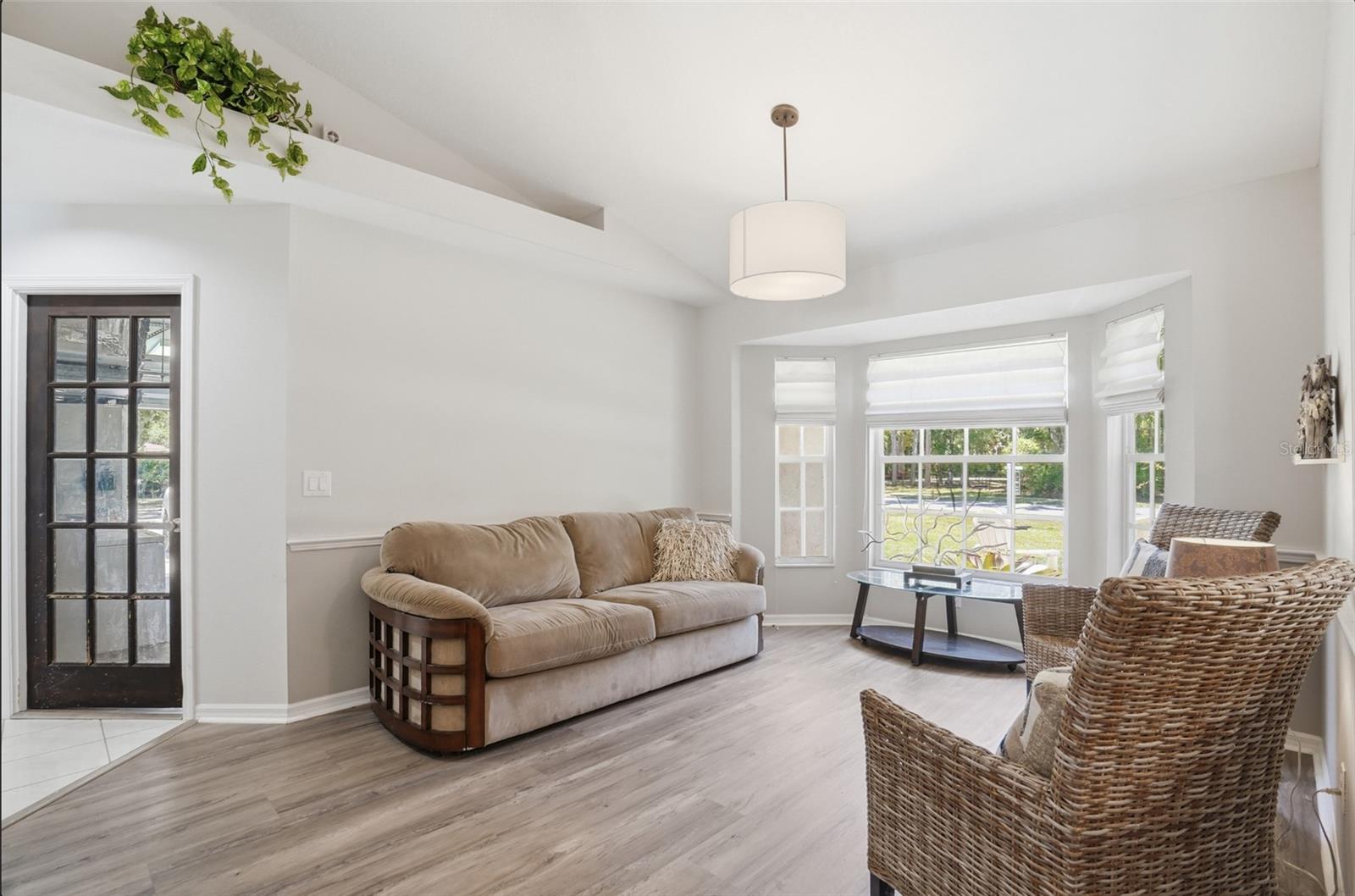 610 Woodview Way Property Photo 19