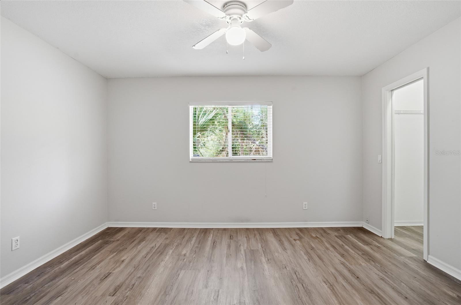 610 Woodview Way Property Photo 33