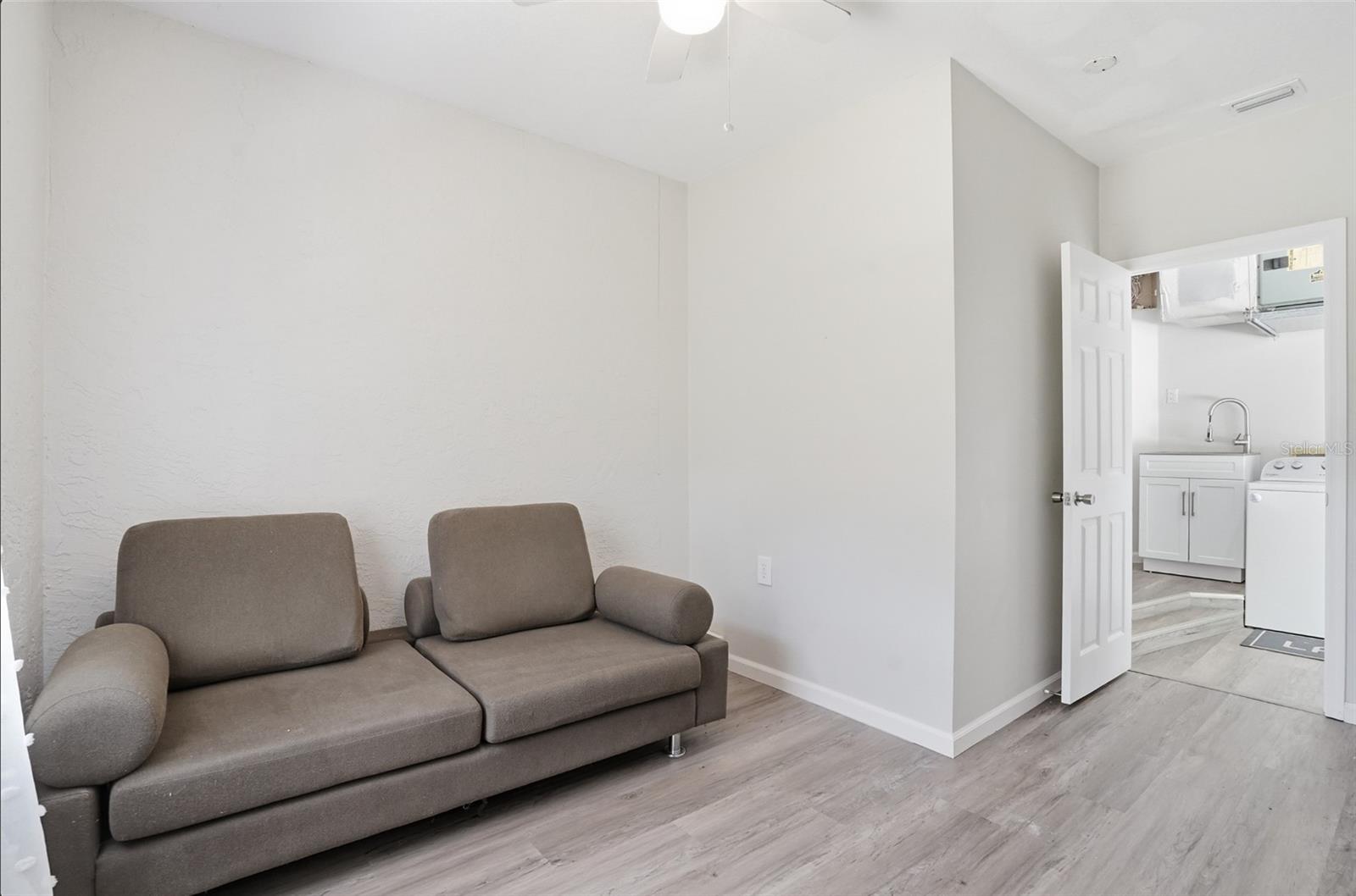 610 Woodview Way Property Photo 40