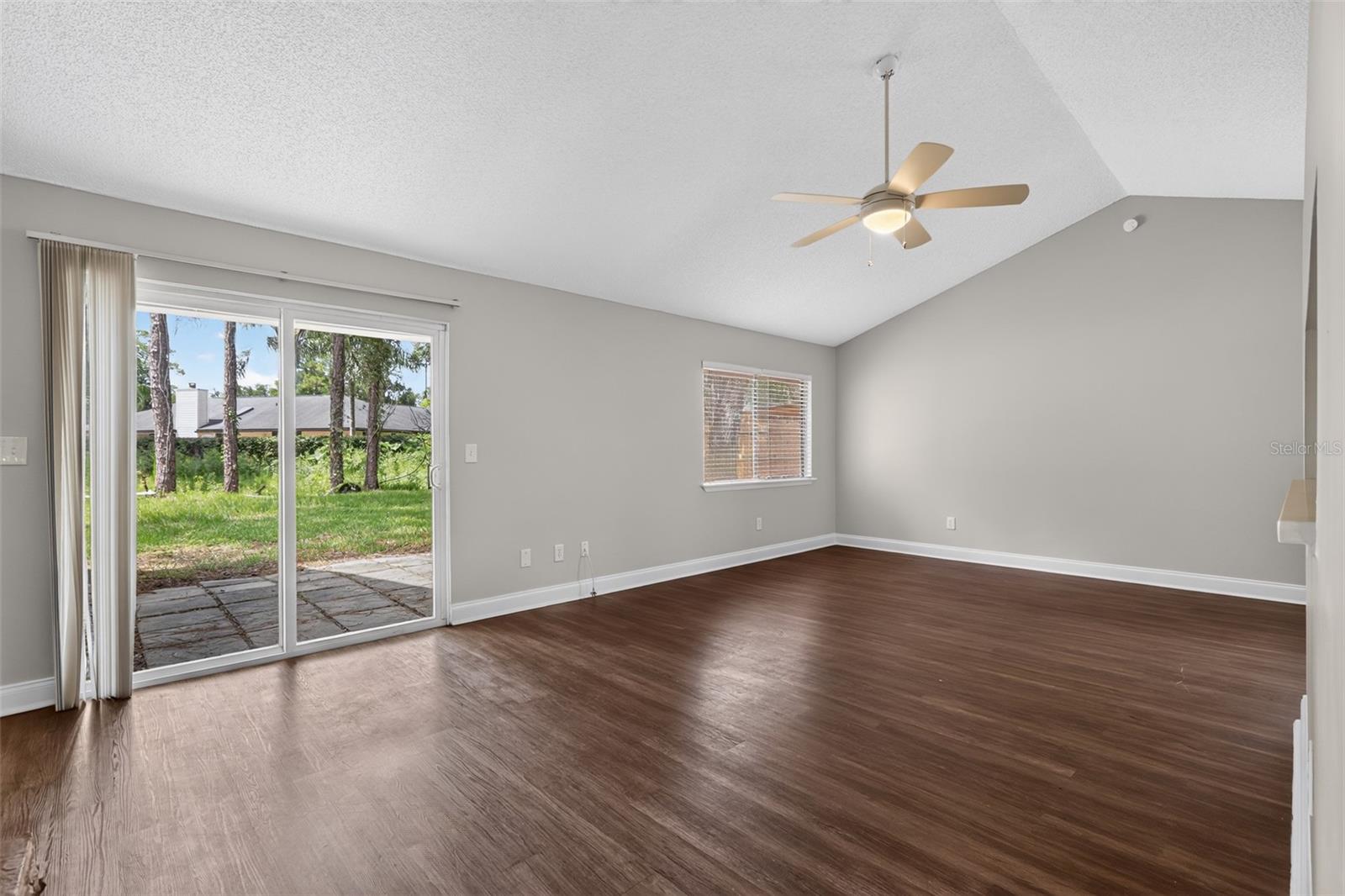 3918 Pine Breeze Rd S Property Photo 10