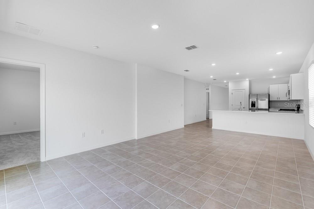 13803 Shellmore Ave Property Photo 7