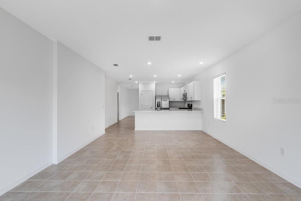13803 Shellmore Ave Property Photo 8