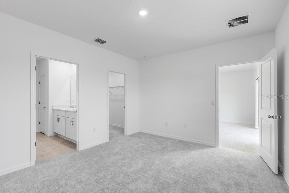 13803 Shellmore Ave Property Photo 16