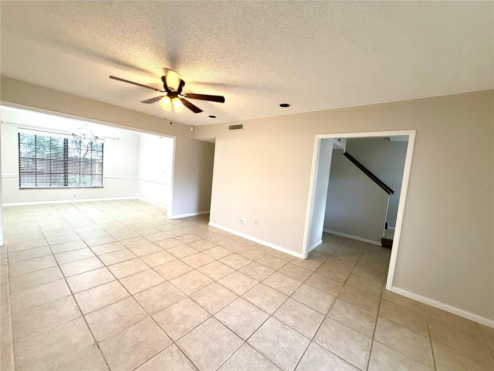 14904 Lake Forest Dr Property Photo 4